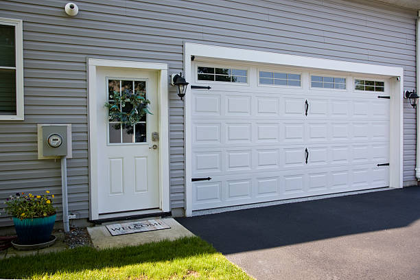 24/7 Emergency Garage Door Panel Replacement experts in Black Rock, NM